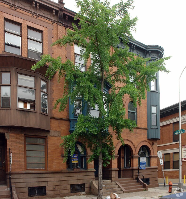 Foto del edificio - 274 S 23rd St