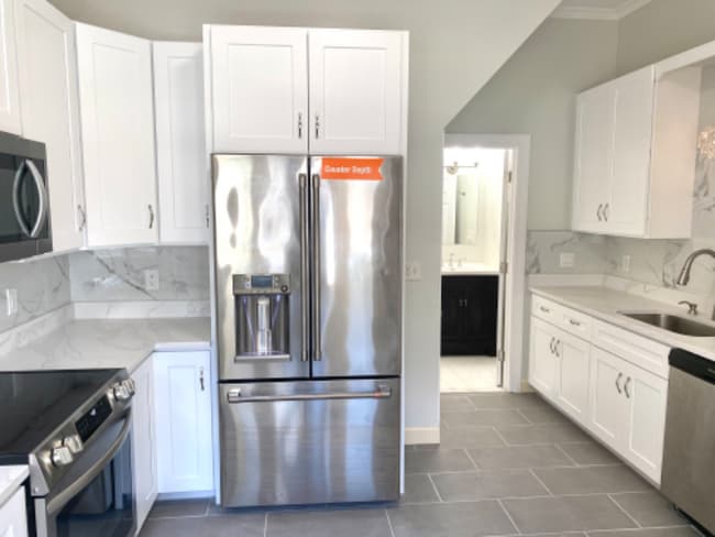 Building Photo - 92 Glen St