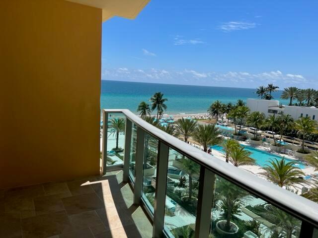 Primary Photo - 2501 S Ocean Dr
