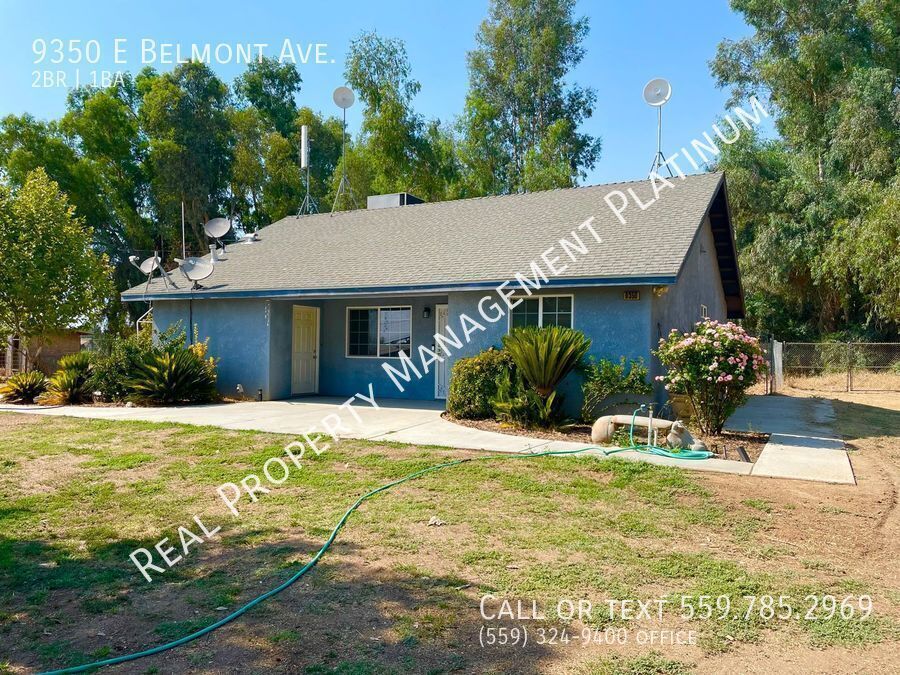 Primary Photo - 9350 E Belmont Ave