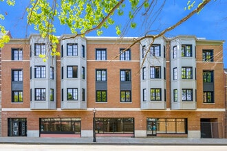 Building Photo - 139 Fifth Ave