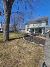 Building Photo - 204 S Broad St