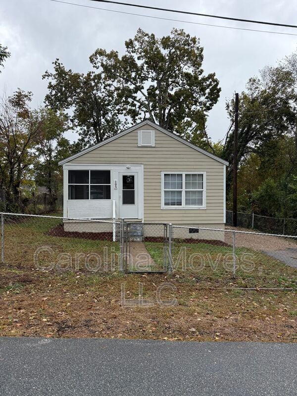 Photo - 105 Francis Ave House