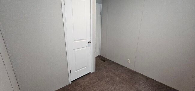 Foto del edificio - 209 Magnolia Pl