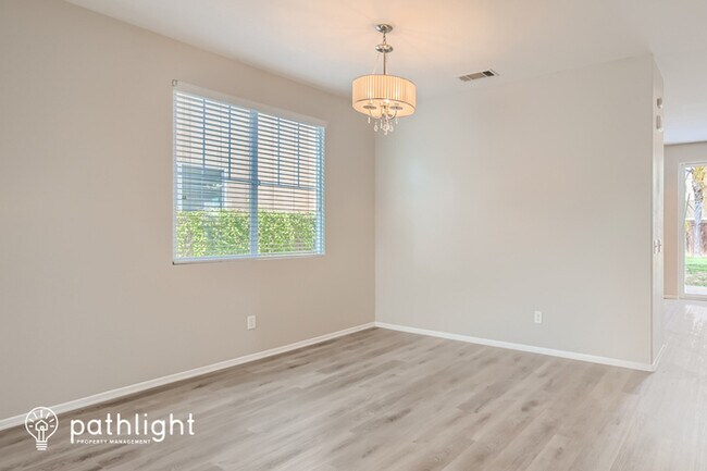 Foto del edificio - 28890 Sunburst Drive