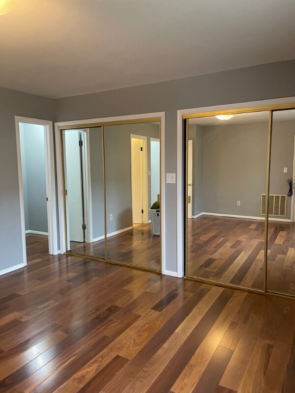 Foto del edificio - 7238 Kennedy Ave