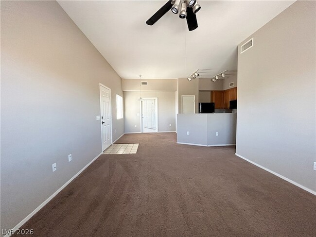 Building Photo - 10245 S Maryland Pkwy