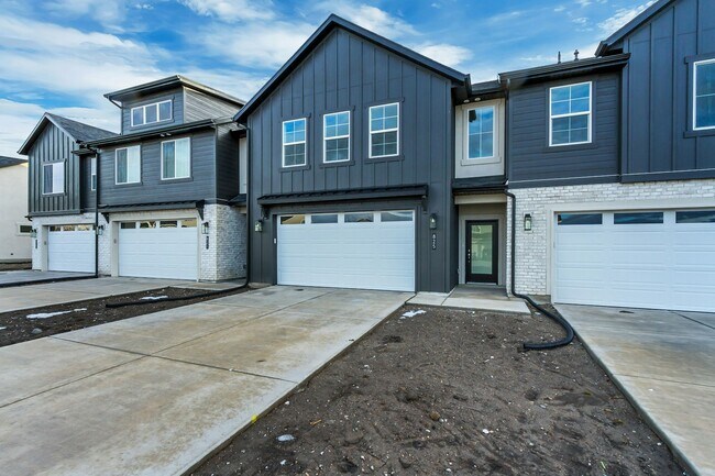 Foto del edificio - 825 W 700 S