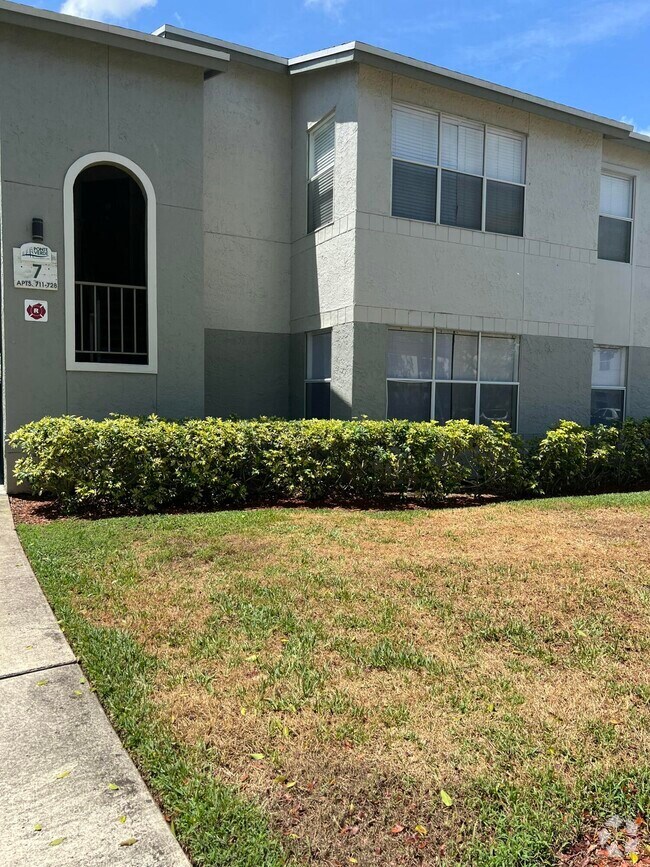 Building Photo - 1401 Village Blvd