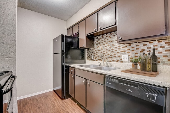 Building Photo - Windmill Terrace