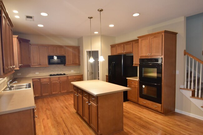Building Photo - 3404 Walnut Rdg