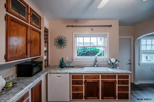 Foto del edificio - 317 SE 3rd Ave