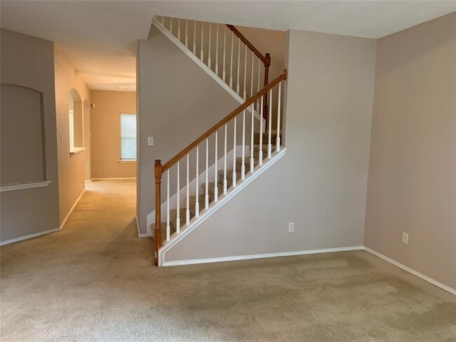 Building Photo - 10842 White Oak Point Ct