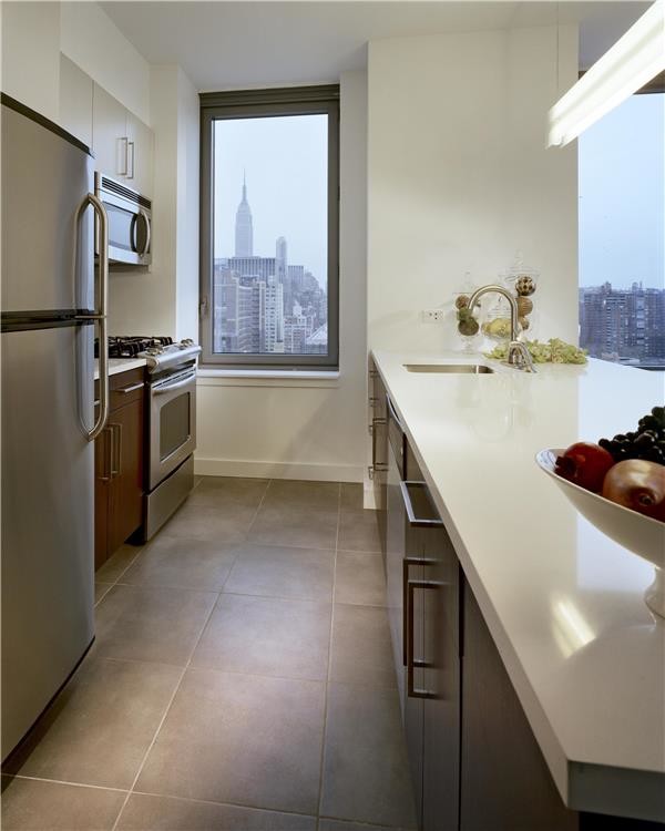 Primary Photo - 312 Eleventh Avenue