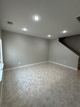 Building Photo - 9610 Buffum St