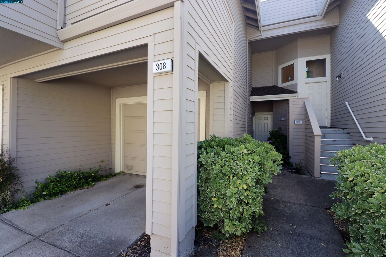 308 Boatswain Ct, Hercules, CA 94547 Condo for Rent in Hercules, CA