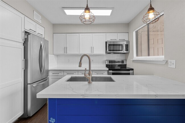 Foto del edificio - 5001 Lamonte Ln