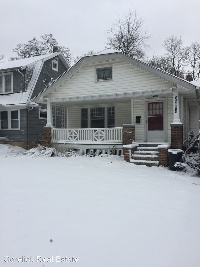 Building Photo - 2 br, 1 bath House - 3364 Silsby Road