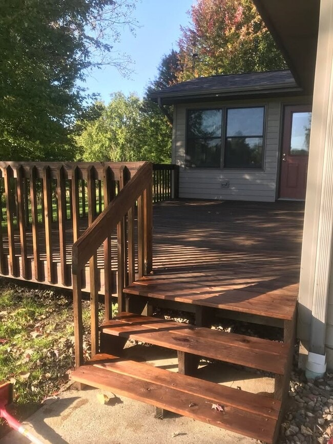 Building Photo - 1025 W Hoppus Rd