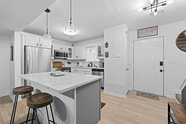 Foto del edificio - 6003 Pat Mell Pl SE