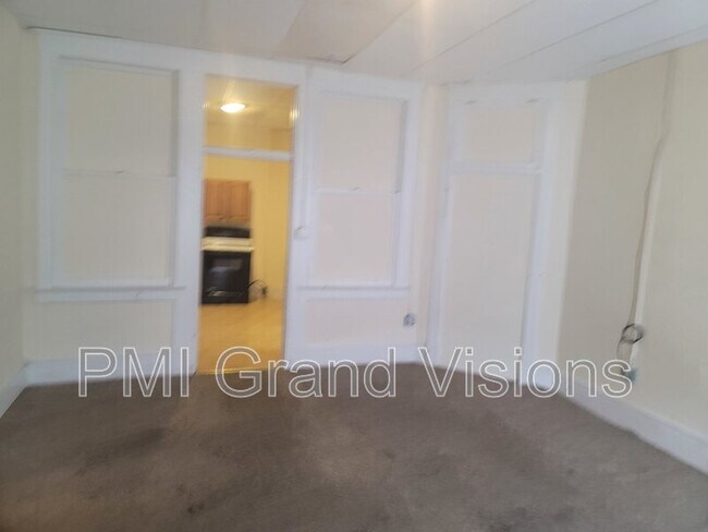 Foto del edificio - 601 Monroe Ave