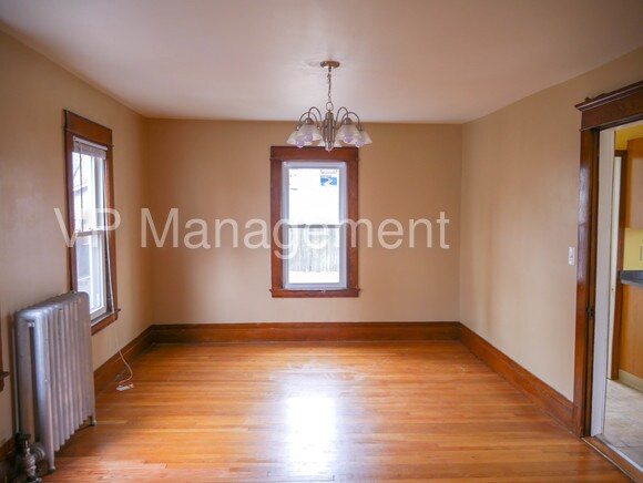 Building Photo - 14 Warrenton St