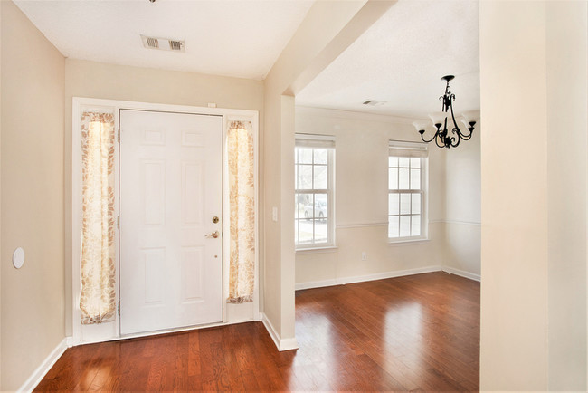 Building Photo - 117 Covington Cove