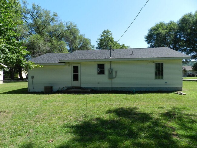 Foto del edificio - 204 Dyer Dr