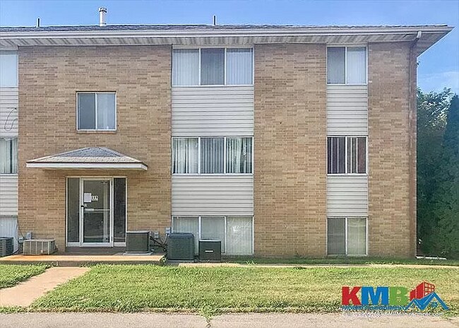 Building Photo - 119 Southview Dr