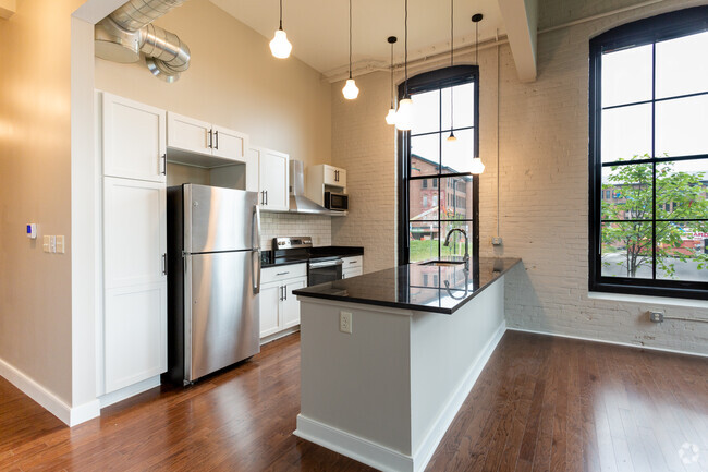 3BR, 2BA-1900SF - The Lofts at Globe Mill