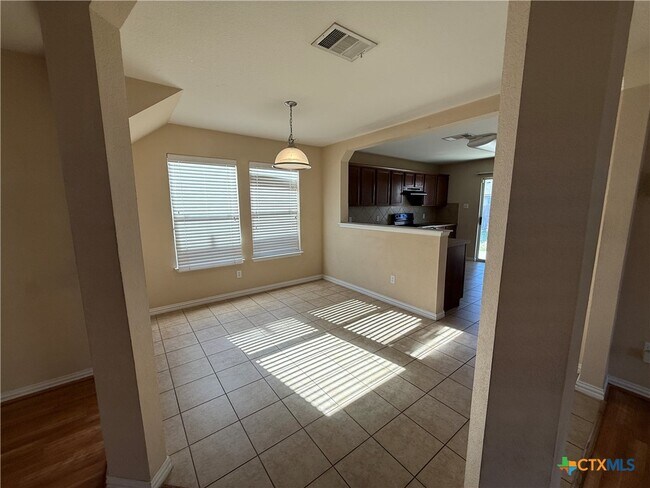 Foto del edificio - 5211 Capricorn Loop