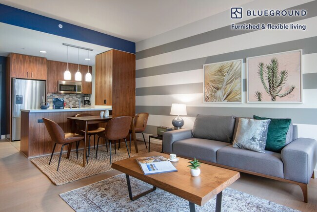 Foto del edificio - 225 S Grand Ave