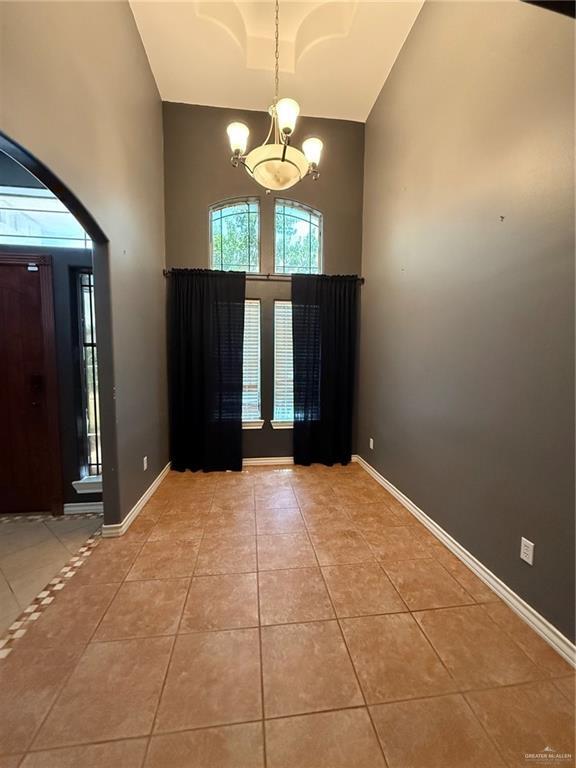 Foto del edificio - 5117 N Gumwood St