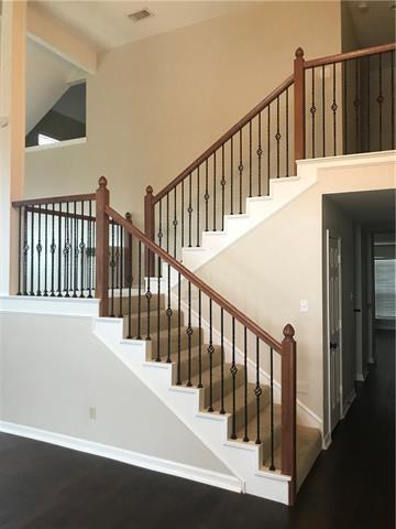 Foto del edificio - 2704 Yorkshire Ct