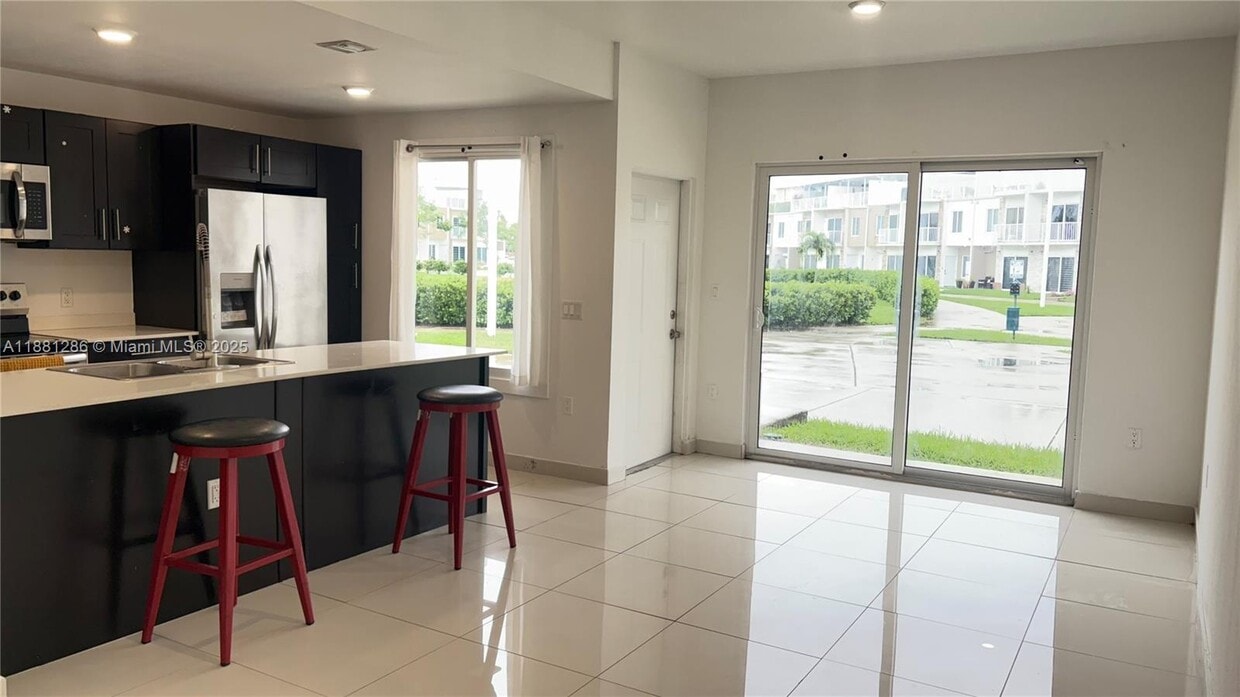 Foto principal - 25874 SW 139th Ct