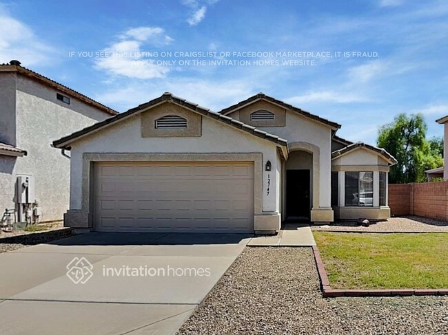 Building Photo - 12747 W Sharon Dr
