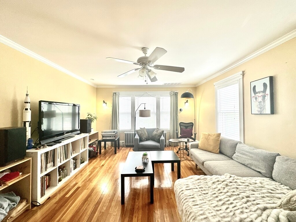 Primary Photo - 18 Linden Pl