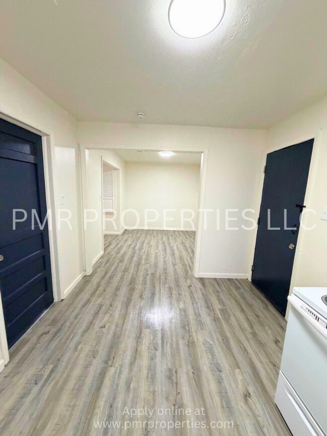 Foto del edificio - 2 Bedrooms/1 Bathroom House