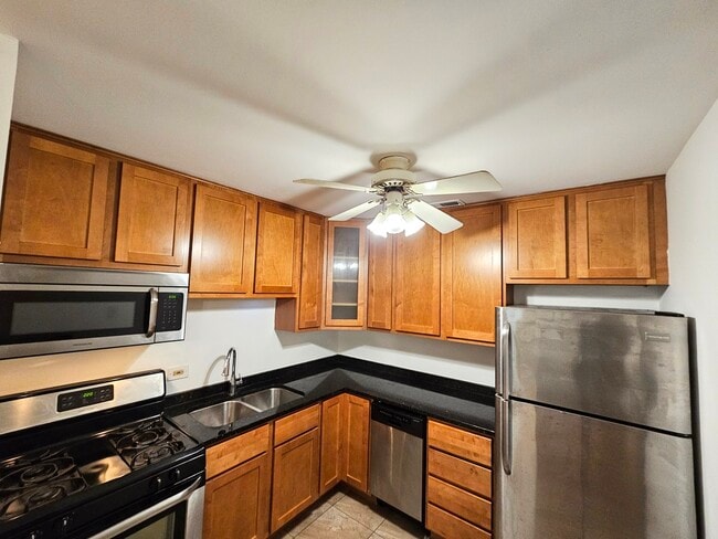 Foto del edificio - 4032 N Milwaukee Ave