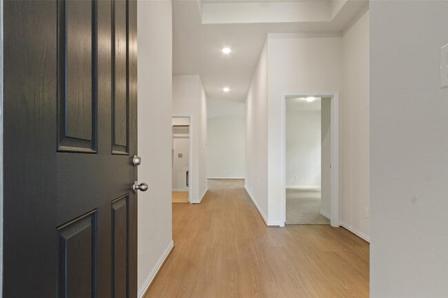 Foto del edificio - 21307 Harris Pk Ct