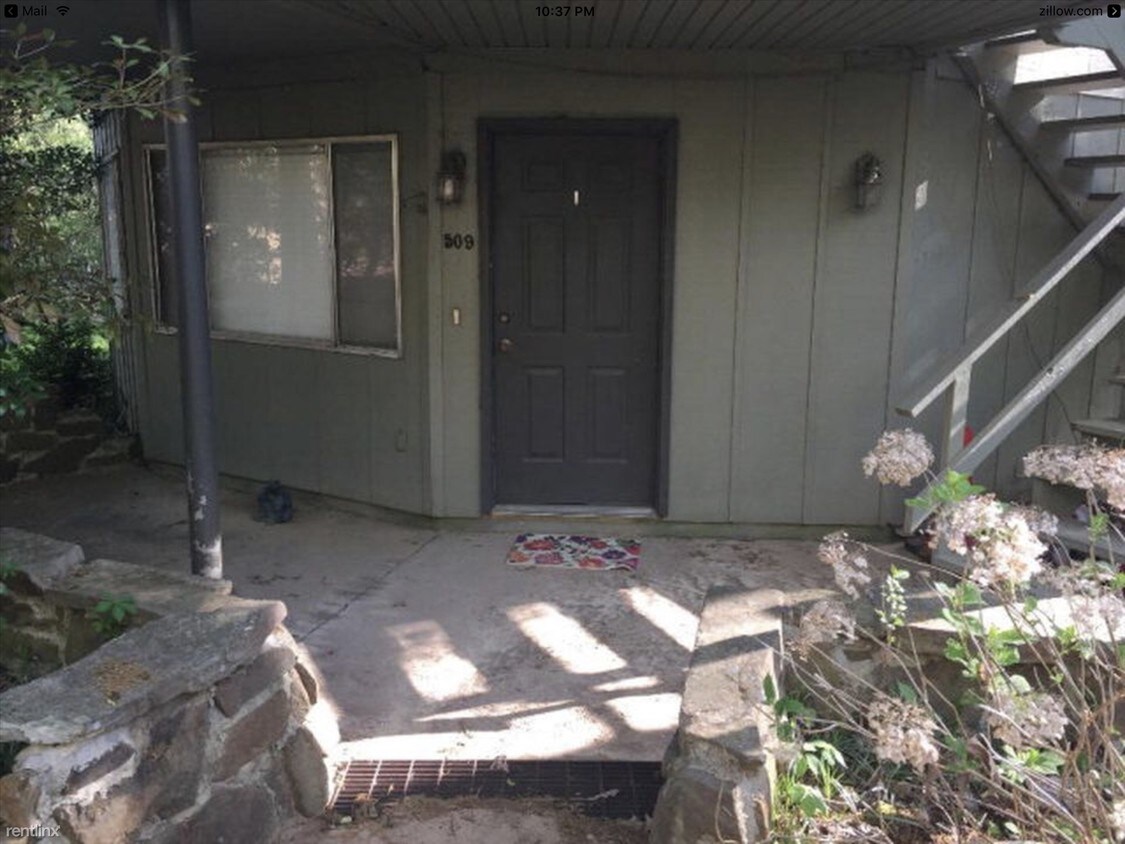 Primary Photo - 509 Hathorn Rd