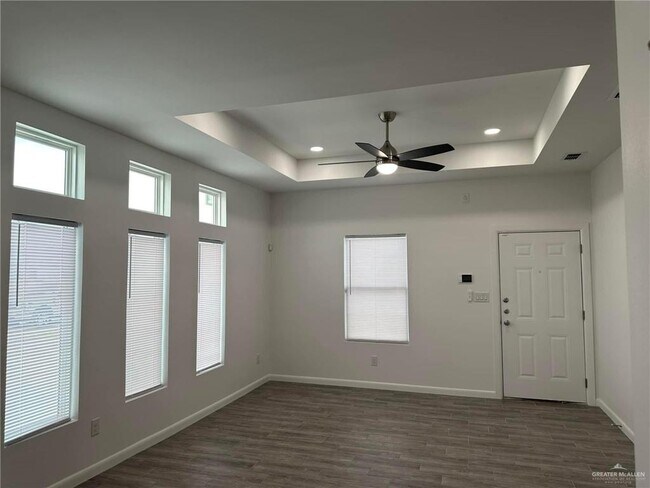 Building Photo - 4800 West Dr