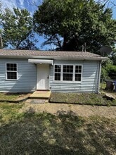 Building Photo - 399 Robertsville Rd