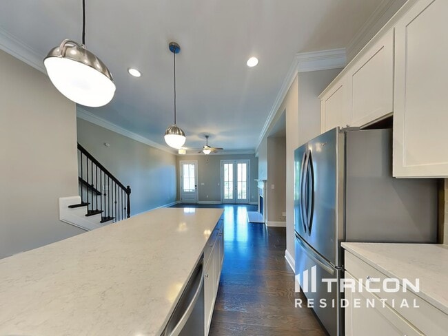 Building Photo - 2303 Mclean Chase