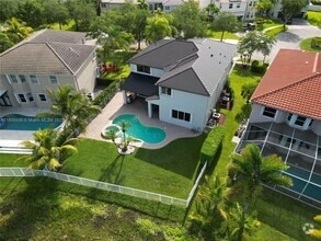 Building Photo - 2101 SW 176th Ave