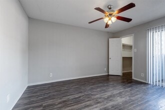 Building Photo - 7610 Cameron Rd