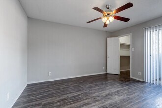 Building Photo - 7610 Cameron Rd