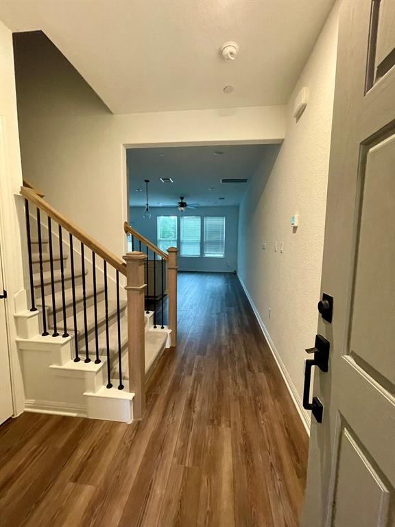 Building Photo - 2725 Woodall Dr