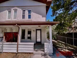 Building Photo - 408 E Porter St