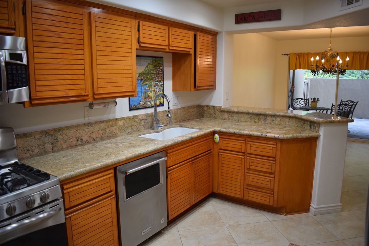 Foto del edificio - 717 S Glenhurst Dr
